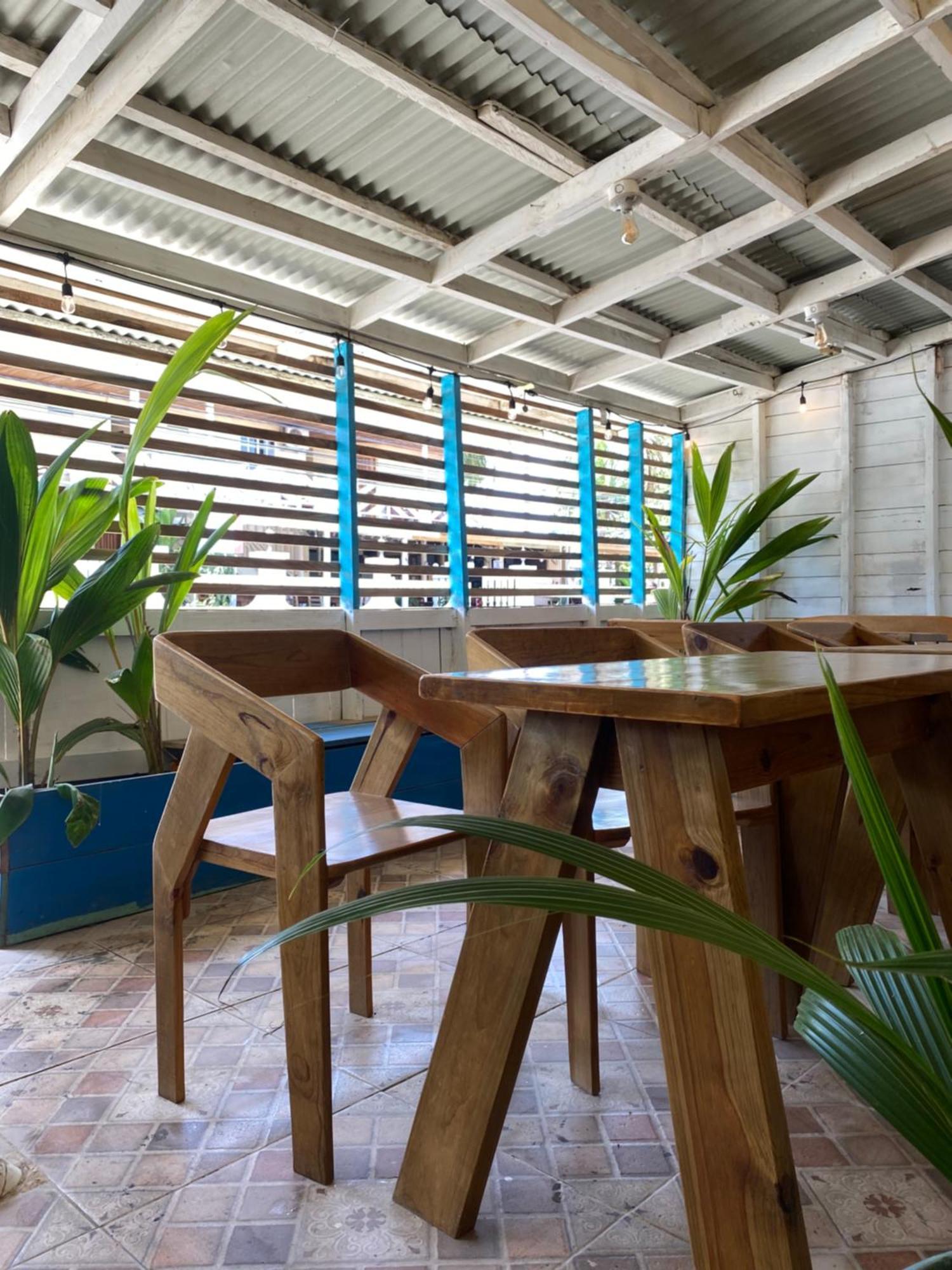 Hostel The Bocas Corner Bocas del Toro Exterior foto