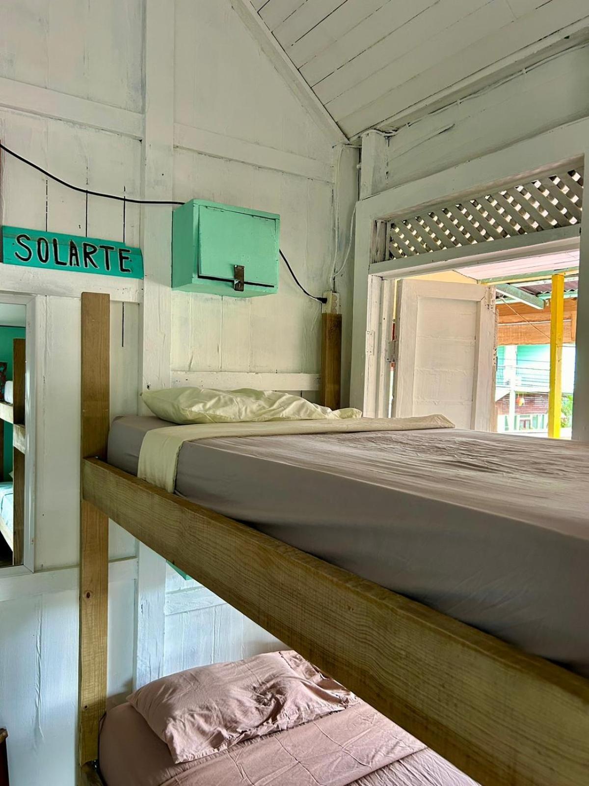 Hostel The Bocas Corner Bocas del Toro Exterior foto